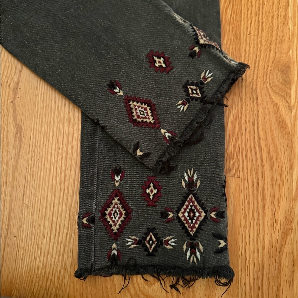 Driftwood Jeans Collette faded black tribal
